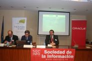 D. José Luis González, impartiendo su ponencia "Big Data y Supercomputación: pareja de facto"