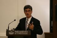 Ponencia "Los datos como provisión de servicios, recursos y oportunidades para el ciudadano"